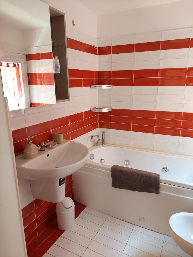 2Towers Holiday House_Centro Storico Di בולוניה מראה חיצוני תמונה